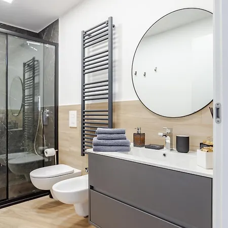 Apartment Lele Bilocale Nel Centro Citta 900m Dalla Stazione Lissone